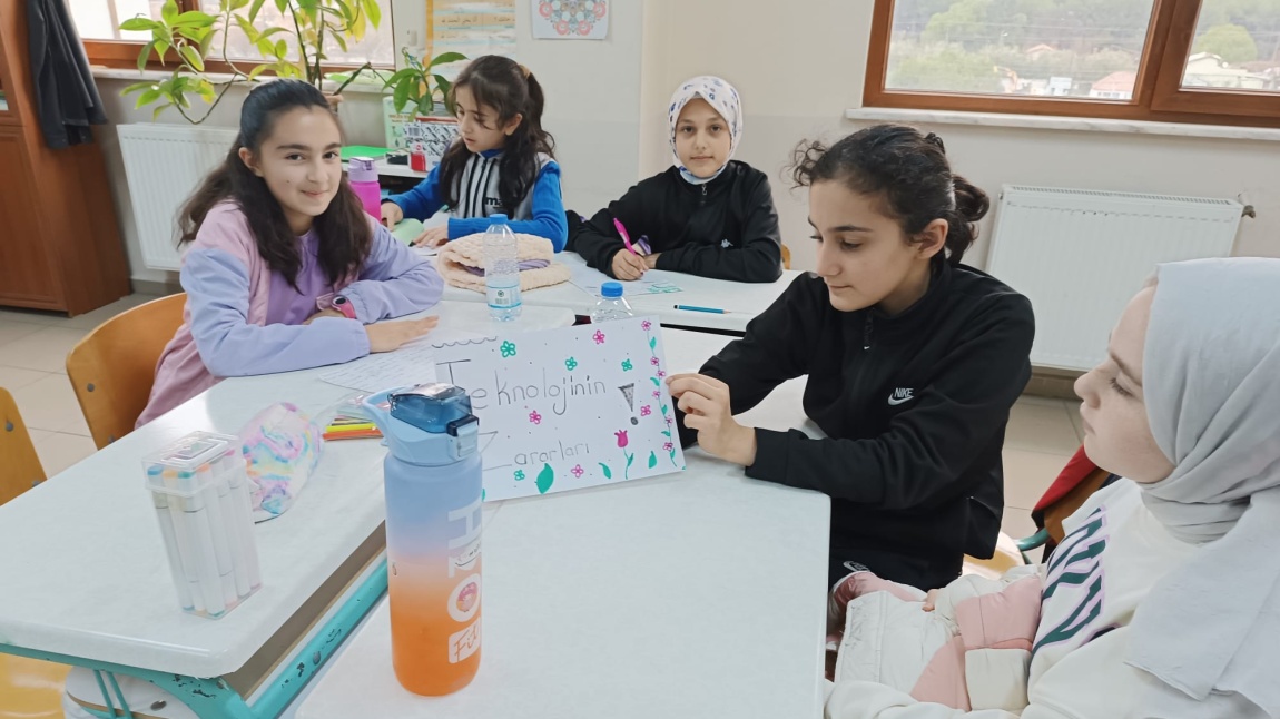 ÖĞRENCİLERİMİZDEN MÜNAZARA ETKİNLİĞİ